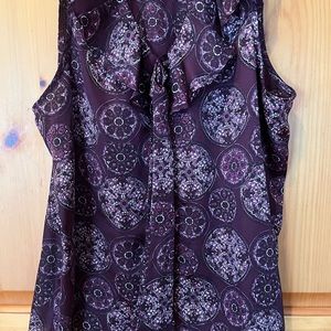 Apt 9 silky sleeveless ruffled top Large